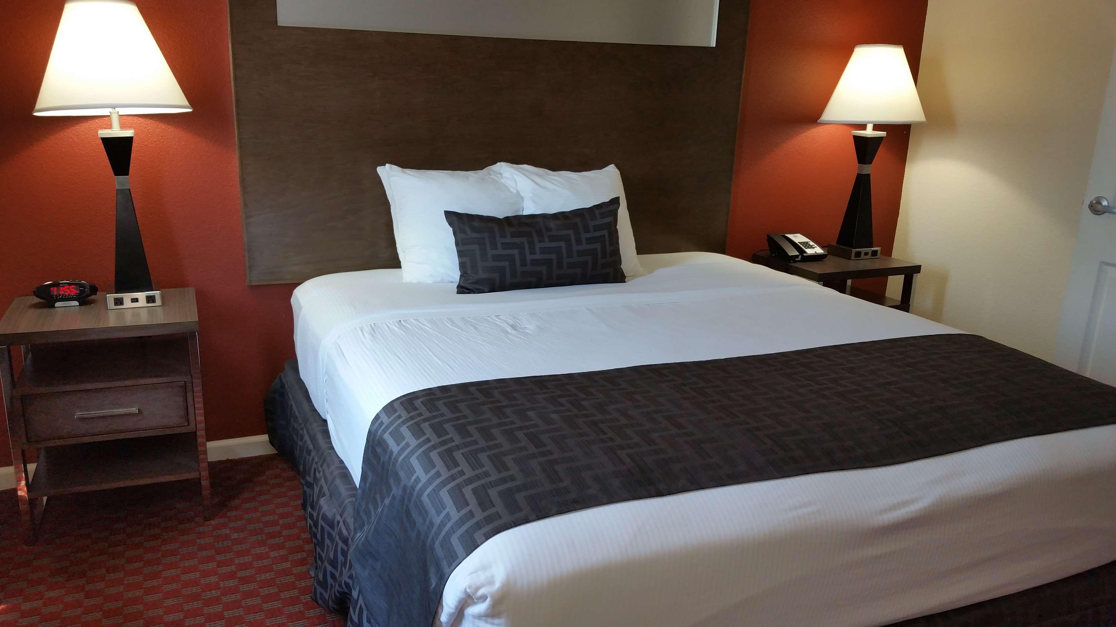 Best Western Americana Dinuba Esterno foto