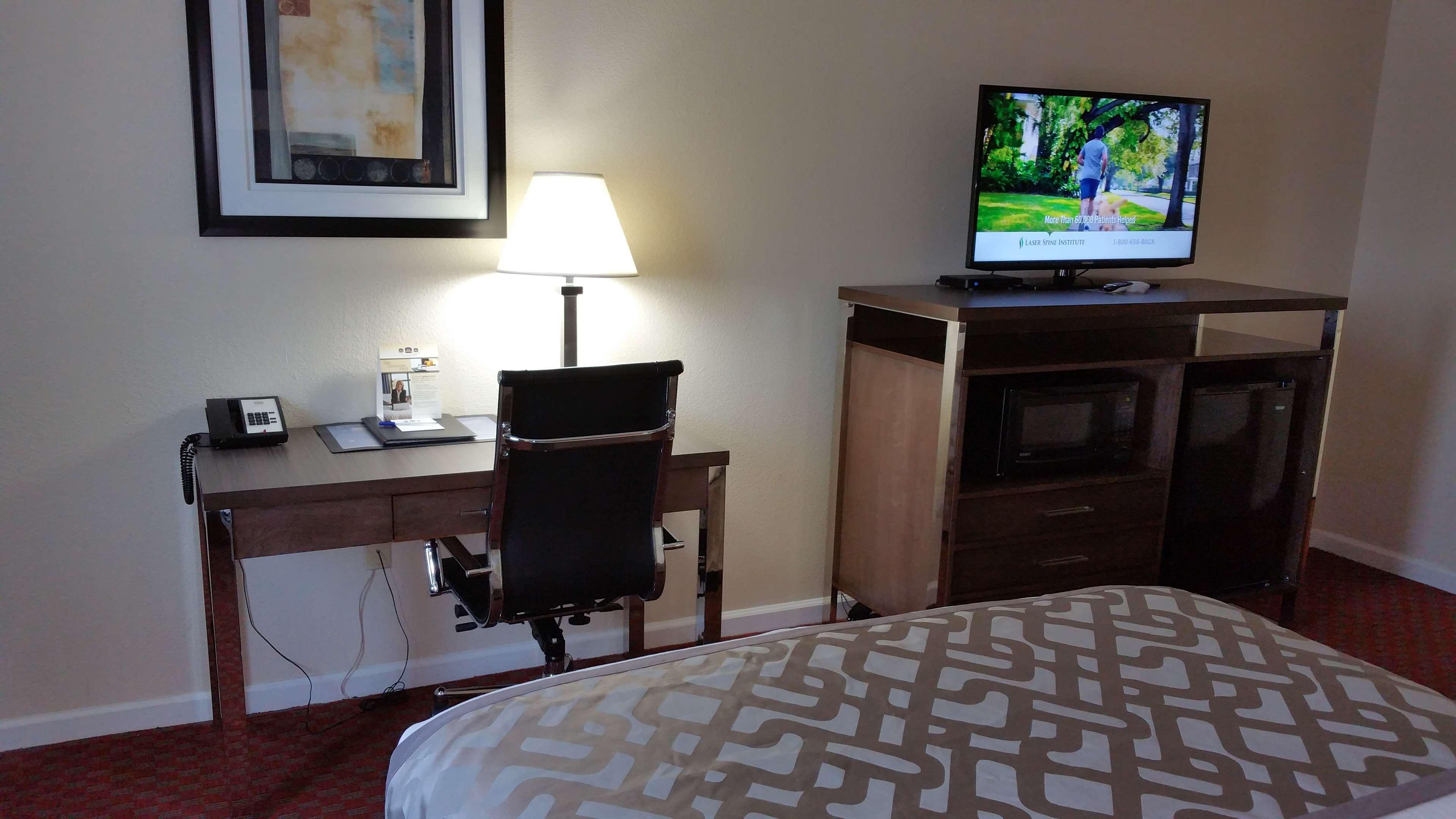 Best Western Americana Dinuba Esterno foto