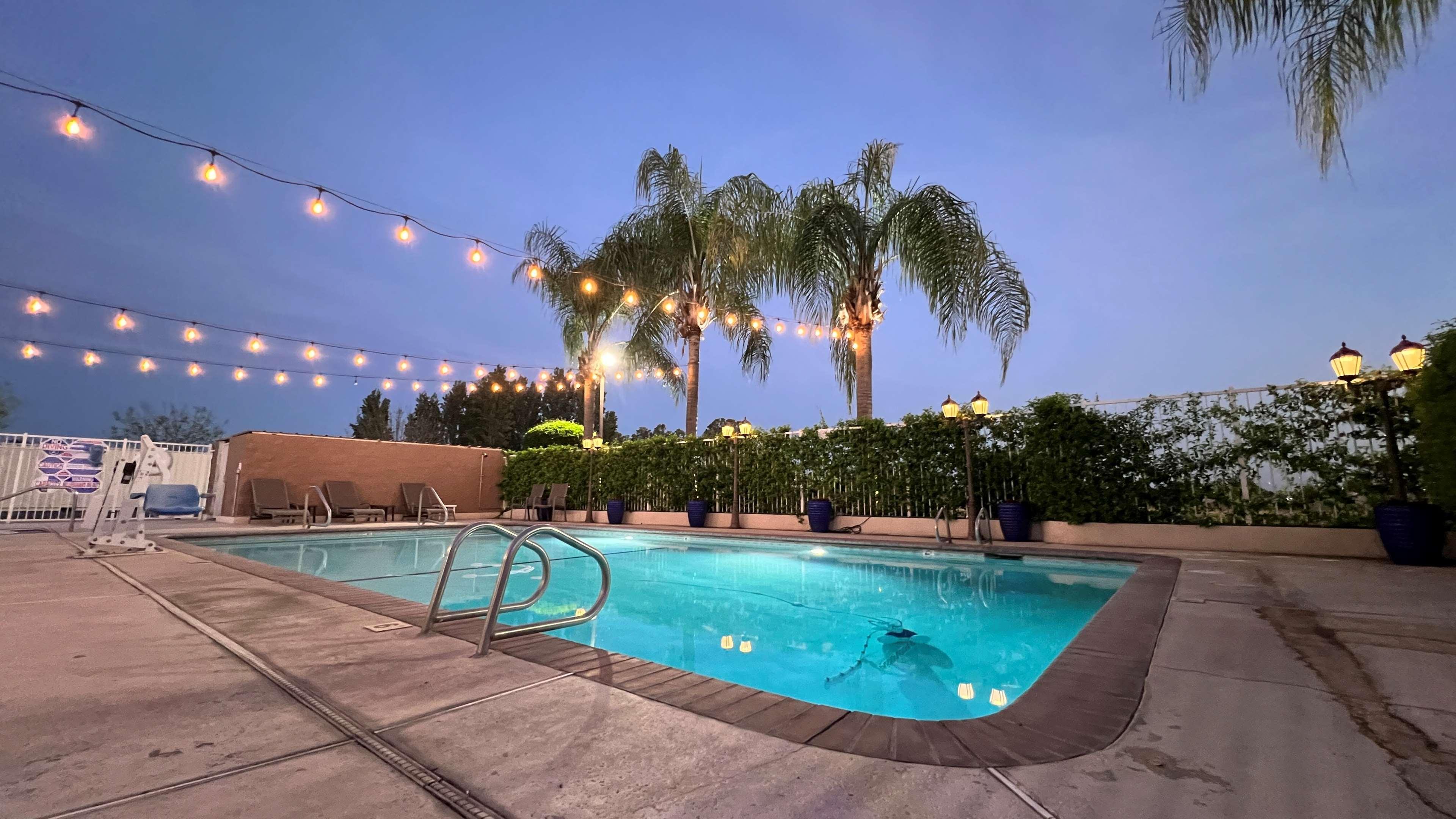 Best Western Americana Dinuba Esterno foto