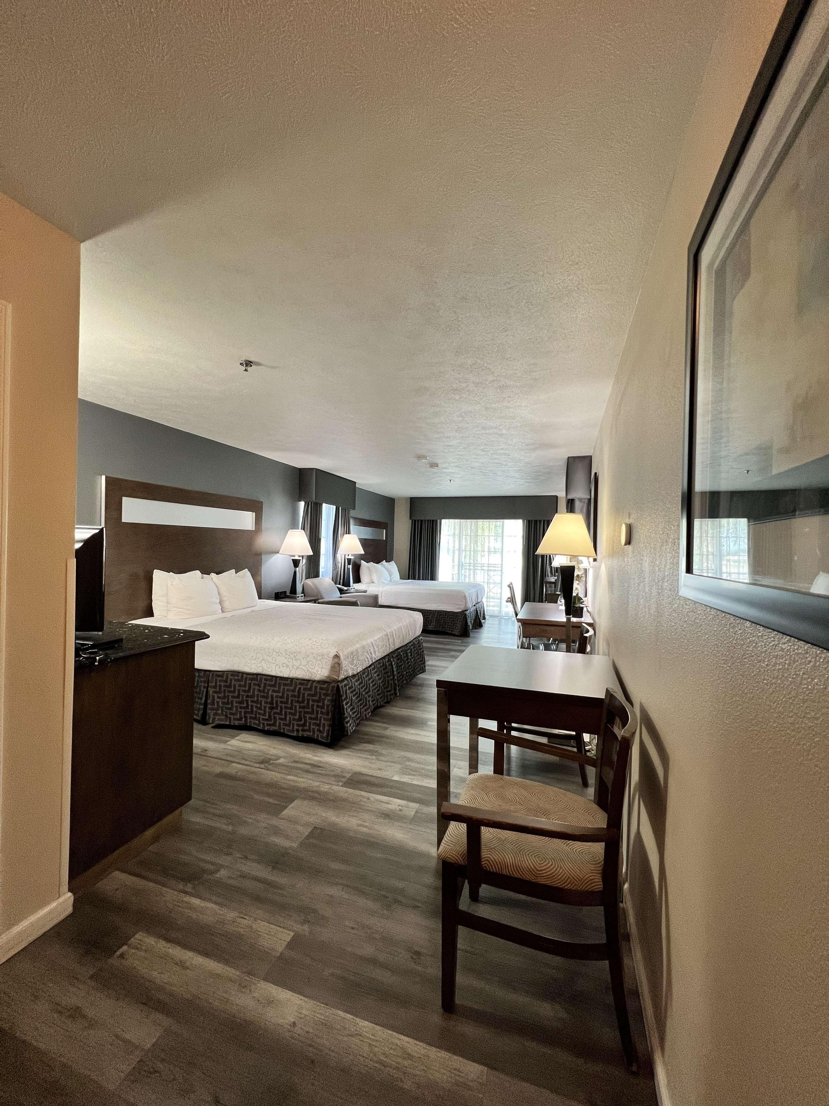 Best Western Americana Dinuba Esterno foto