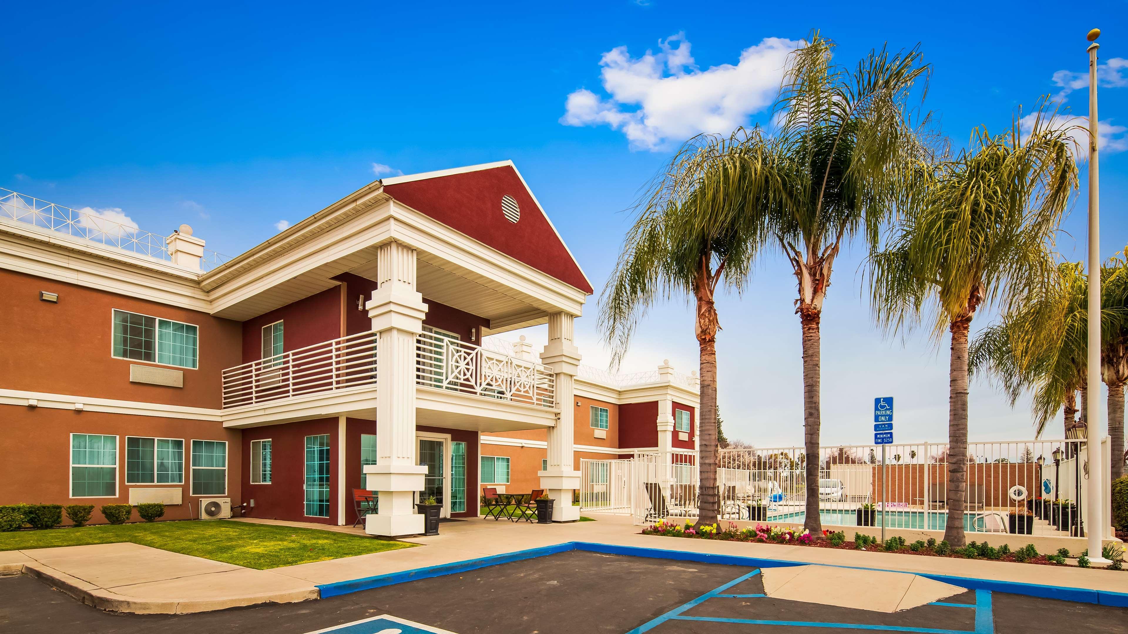 Best Western Americana Dinuba Esterno foto