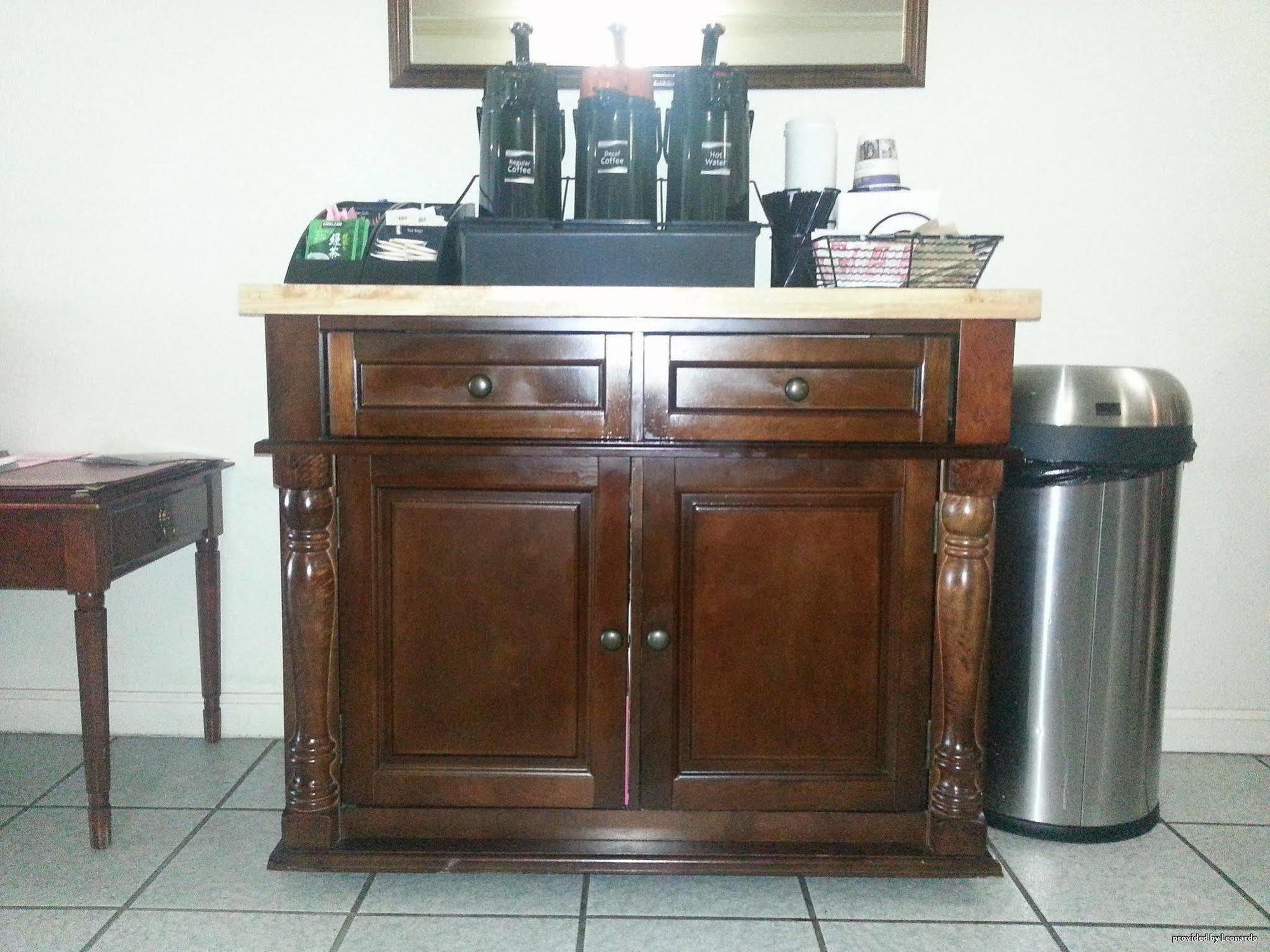 Best Western Americana Dinuba Ristorante foto